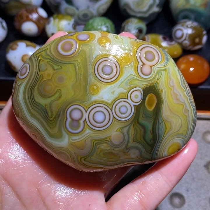 未镶嵌玛瑙/玉髓珠宝半成品76