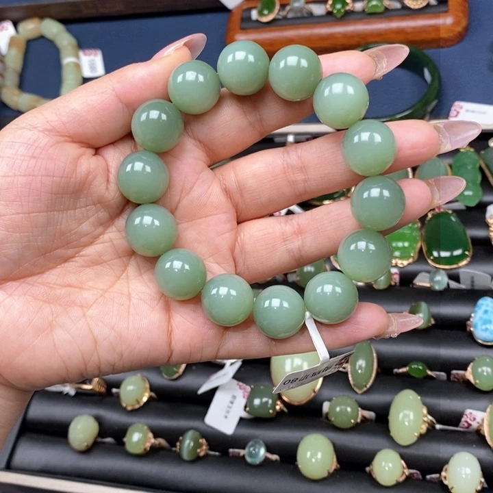 和田玉手串未镶嵌