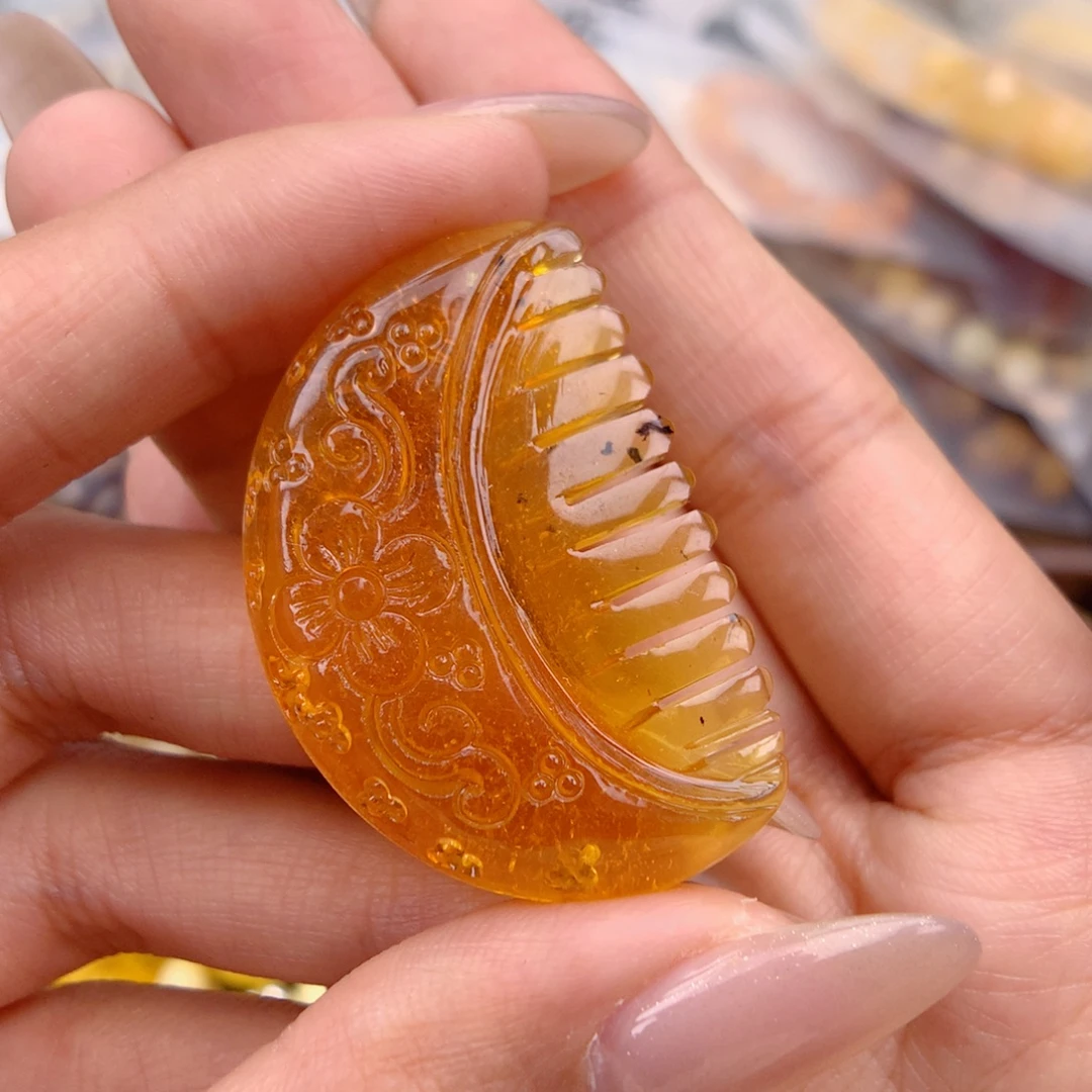 琥珀未镶嵌珠宝奇石