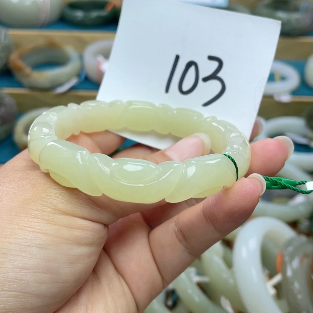 未镶嵌手镯和田玉圈口60