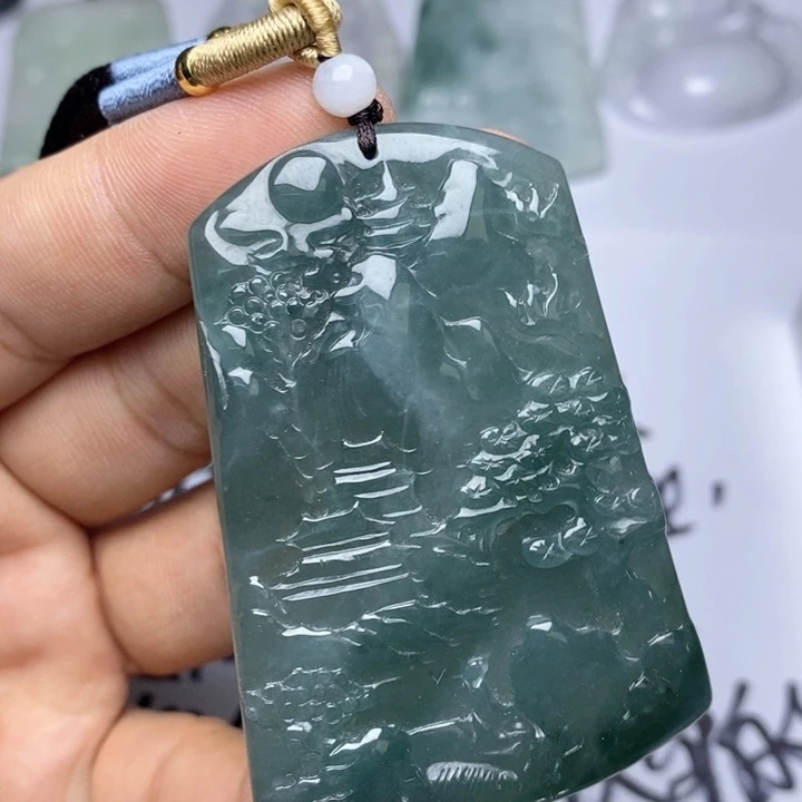 颈饰未镶嵌翡翠翡翠