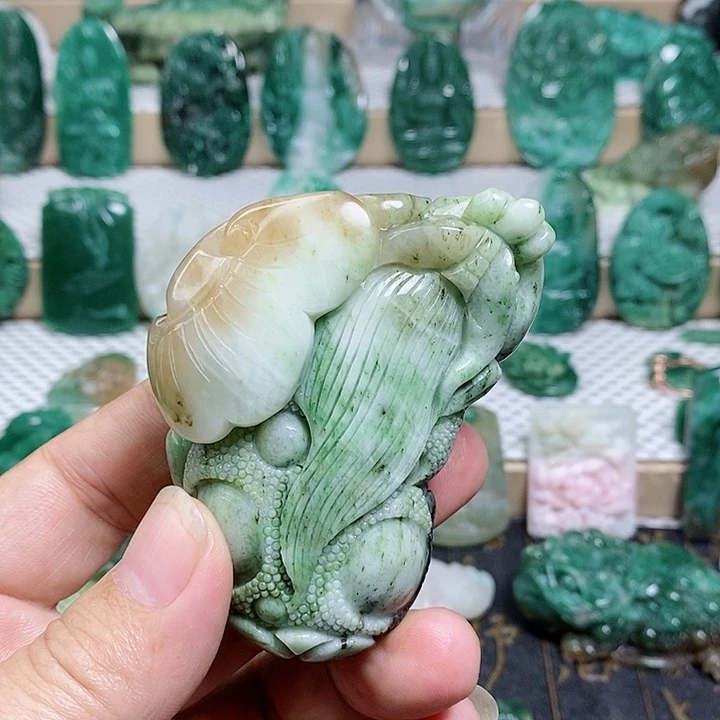 未镶嵌独山玉颈饰