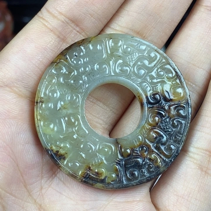 和田玉未镶嵌挂件