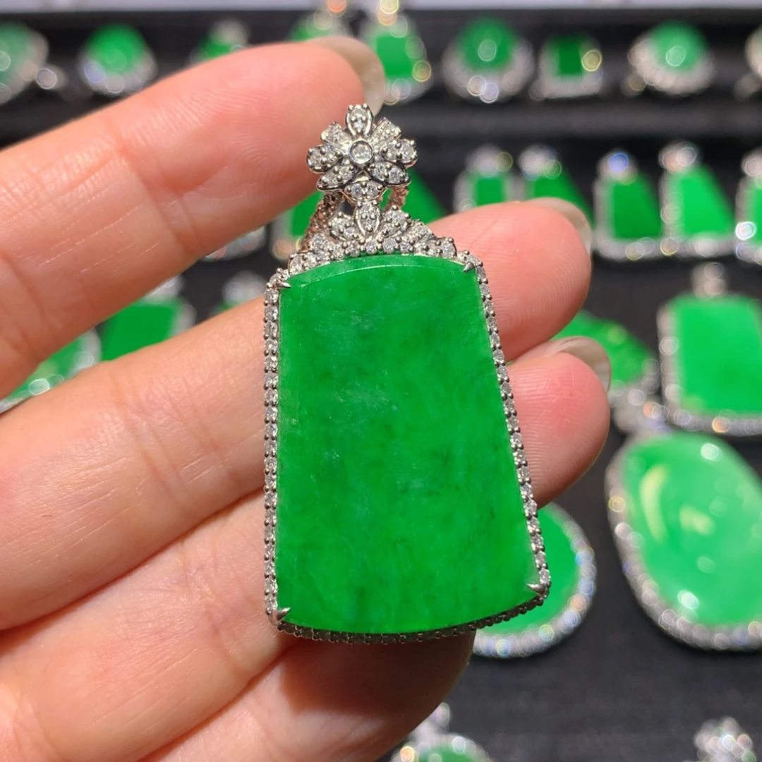 翡翠18K金镶嵌吊坠(不含链)翡翠