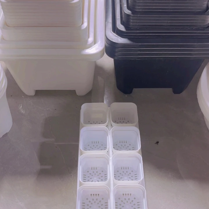5白方24个加8孔托架2个
