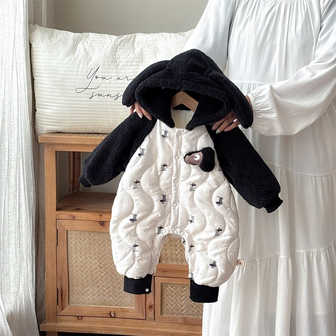 婴儿夹棉外出服男女宝宝连帽可爱棉服加棉加厚外穿连体衣冬款爬服