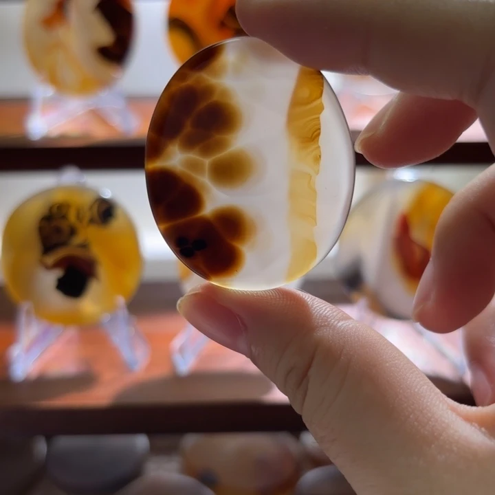 未镶嵌颈饰玛瑙/玉髓