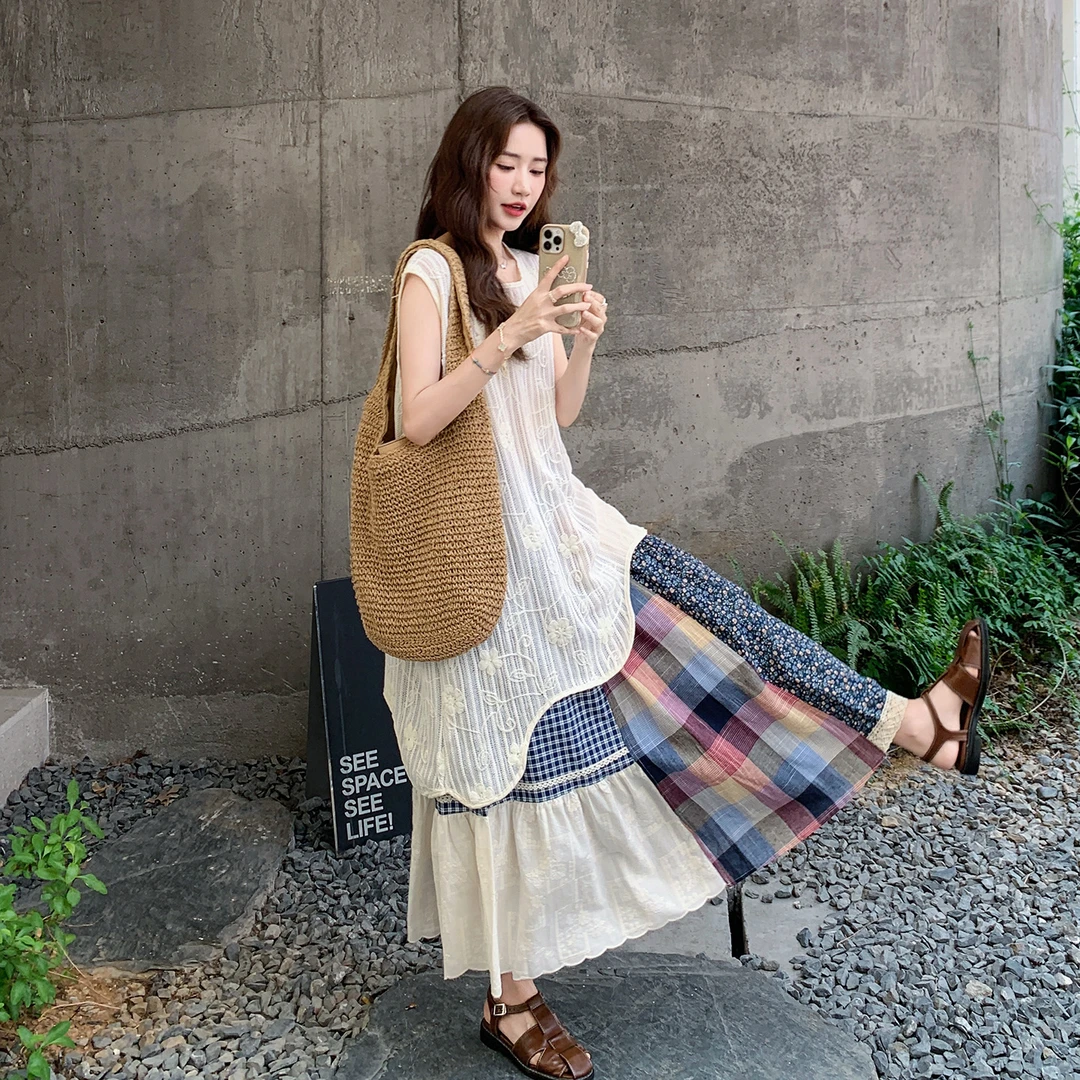 甜美复古绣花不规则背心格子碎花半身裙套装女夏季独特漂亮两件套