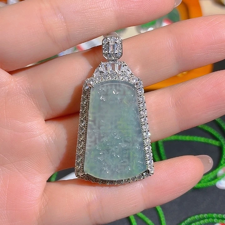 翡翠足银镶嵌颈饰福利吊坠47