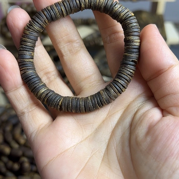 沉香碎屑沉香卡8片珠沉水9克