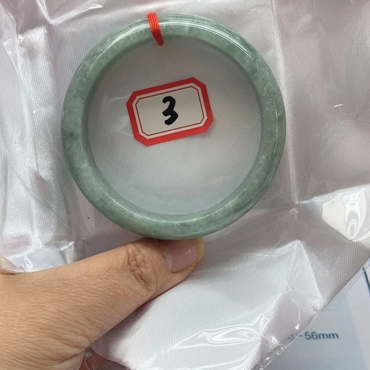 翡翠未镶嵌手镯翡翠