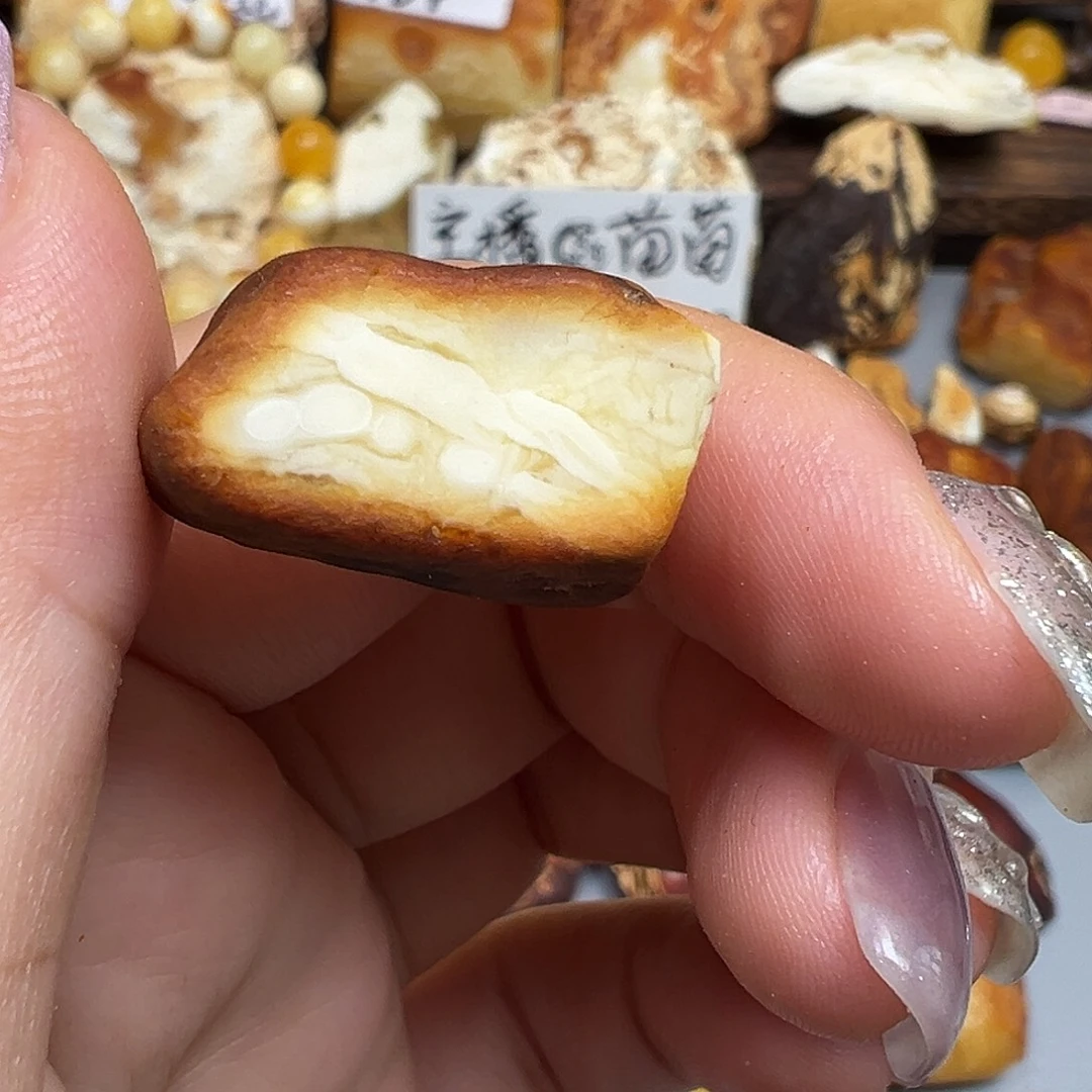 未镶嵌定制琥珀蜜蜡