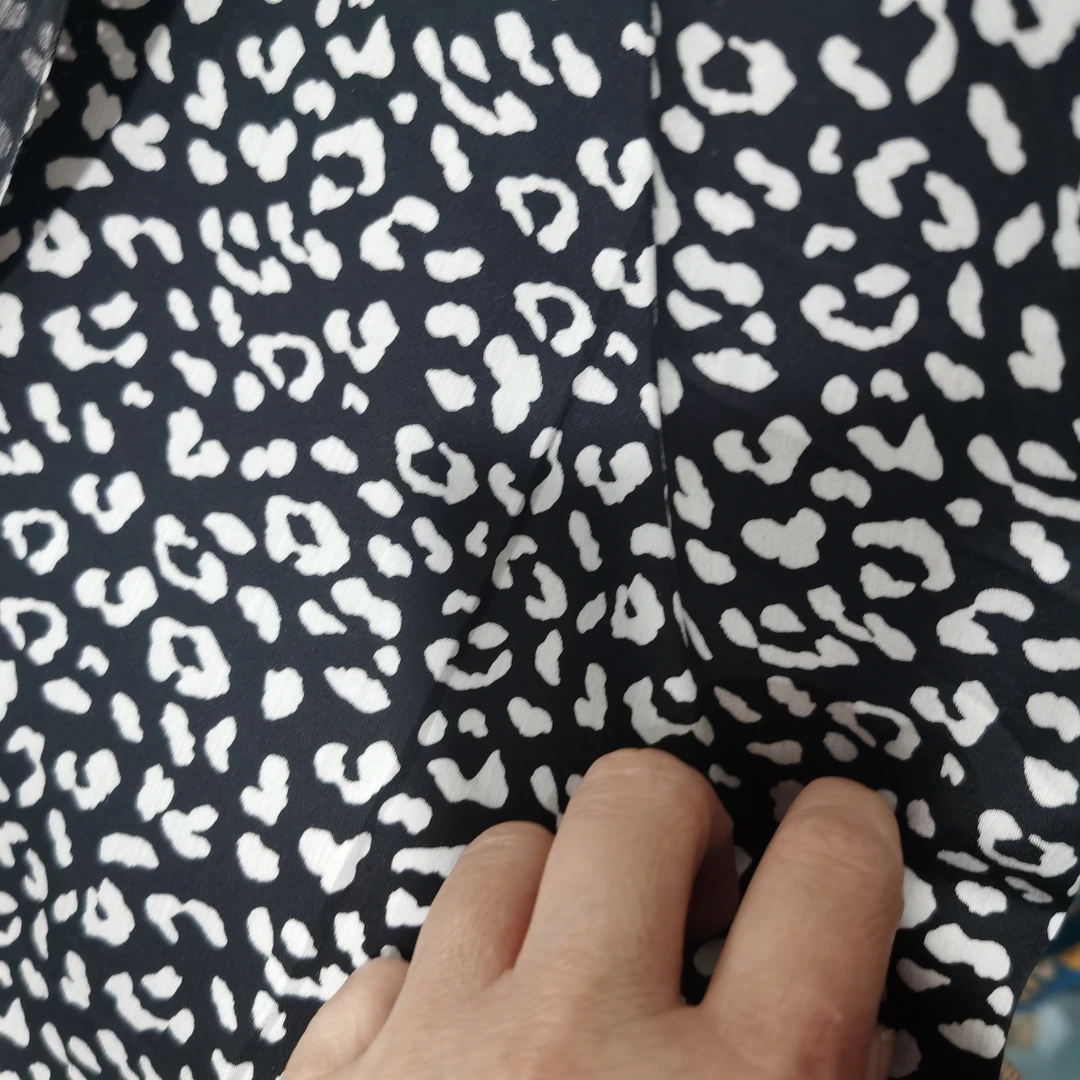 醋酸棉布料23号黑白豹点尺码全