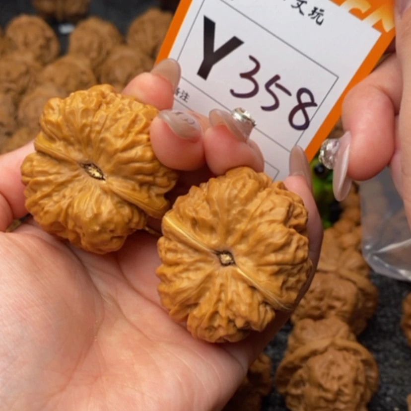 【闪购商品】把件桃核自*人蛙蛙