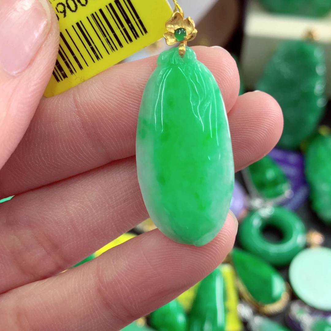 翡翠18K金镶嵌吊坠(不含链)