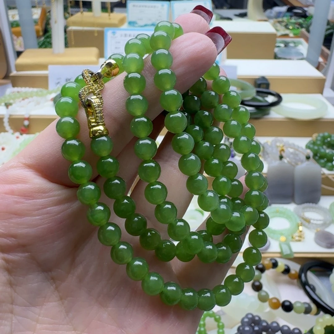 兔****和田玉未镶嵌手链