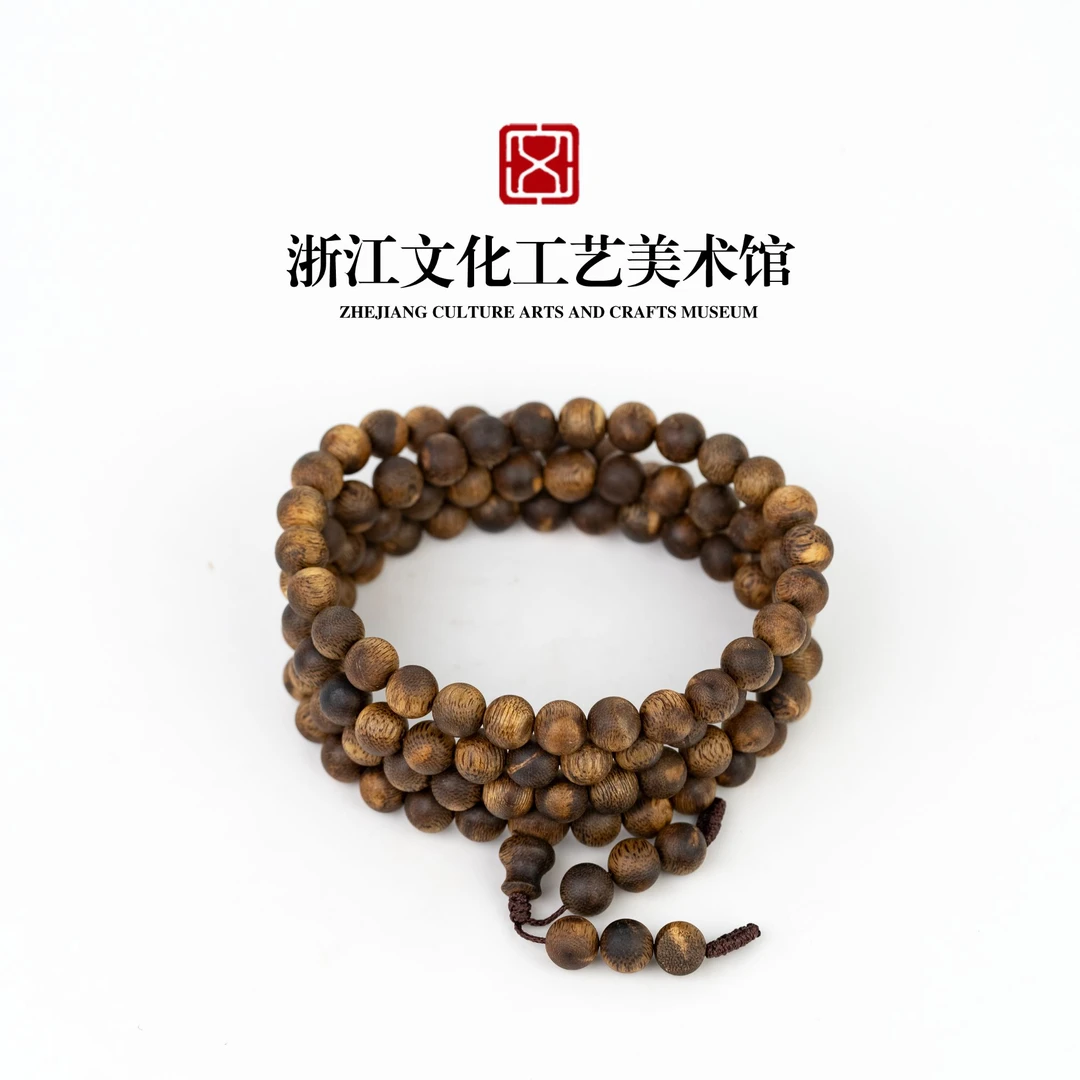 C221 海南五指山莺歌绿奇楠满油多圈8mm-21.96g