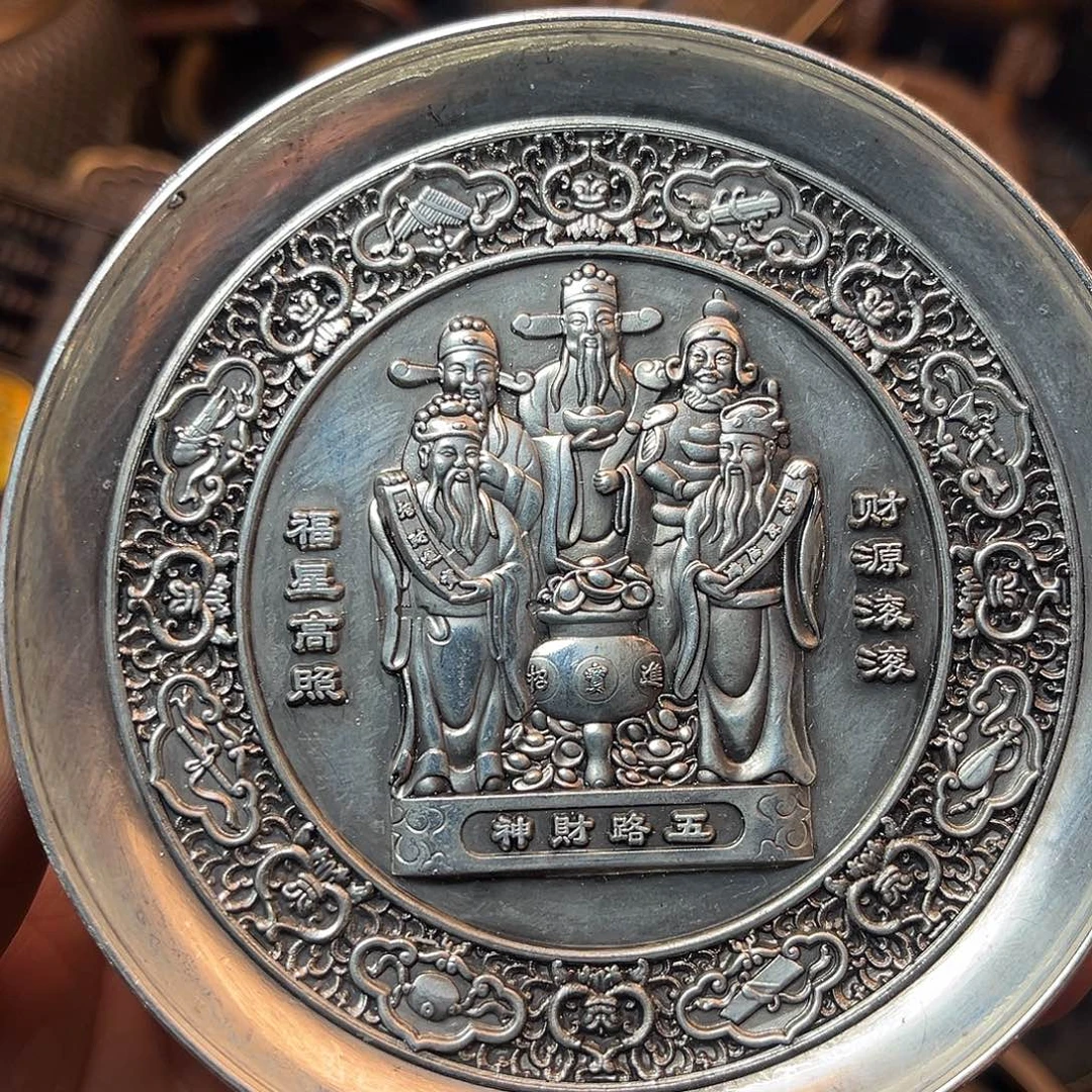 精美铜器工艺品等
