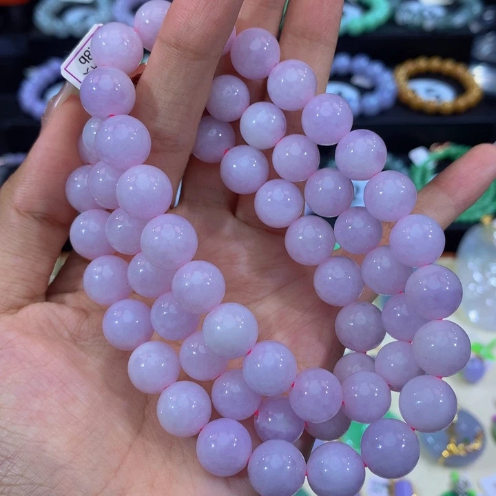 翡翠挂件未镶嵌翡翠