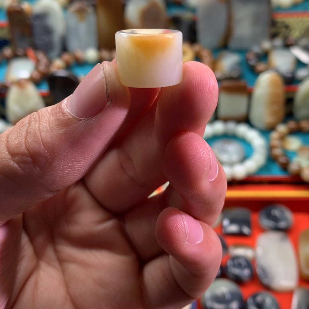 和田玉（糖玉）未镶嵌手链