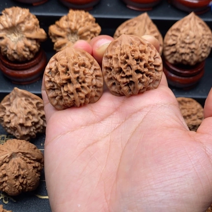 G***s吊坠文玩核桃秦岭秦闷32➕