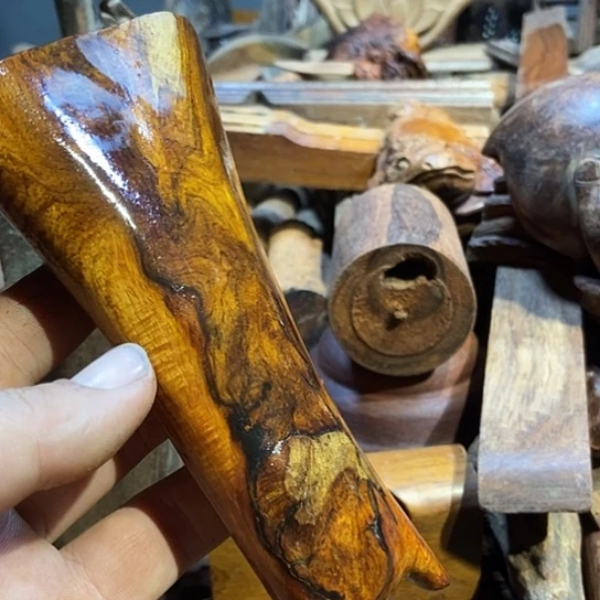 黄花梨/降香黄檀明**月