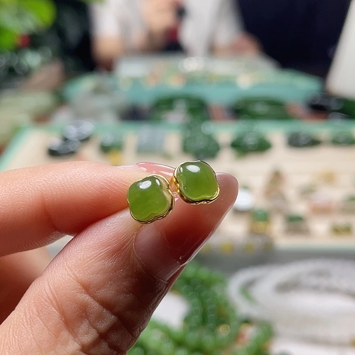 和田玉（碧玉）银S925镶嵌耳饰