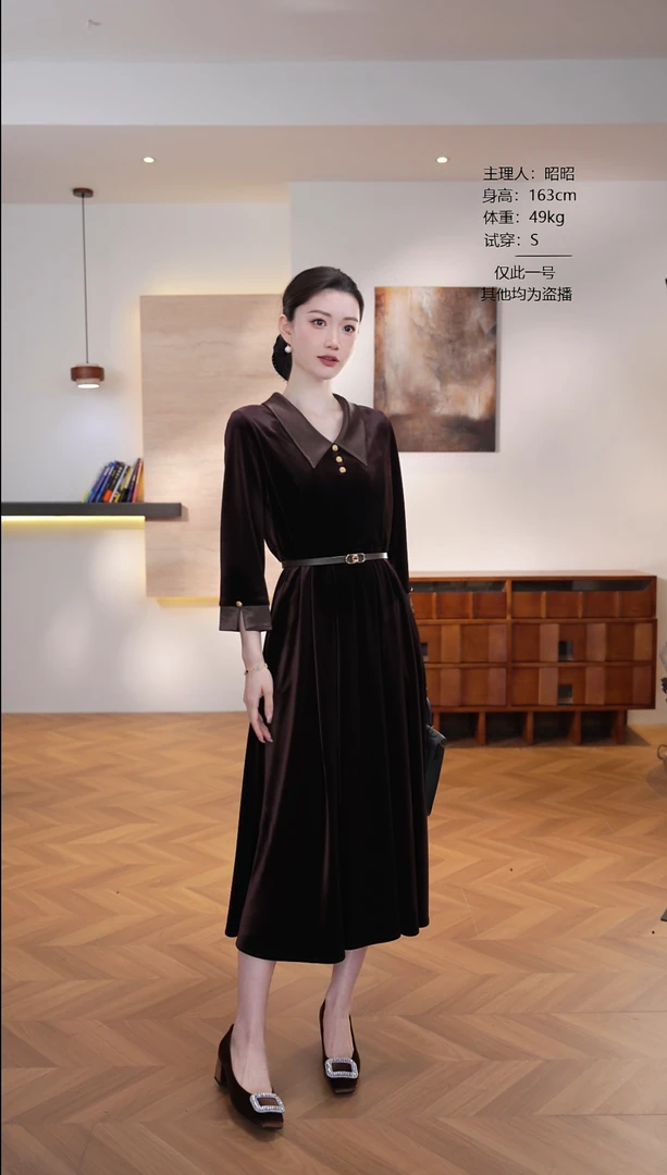 【WW】设计师轻奢法式印花女士连衣裙 GS-57315