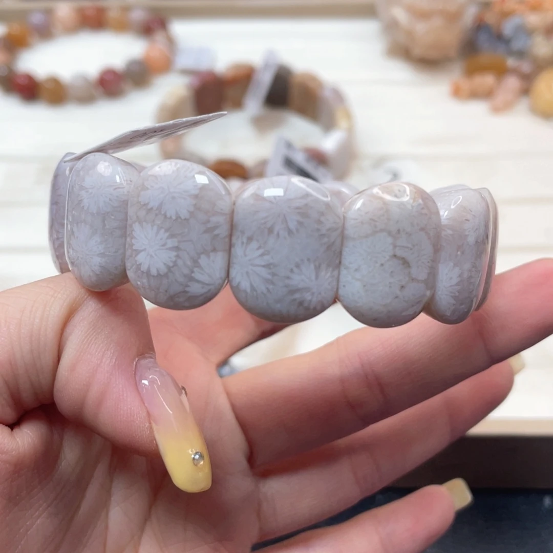 未镶嵌手串硅化玉三**间294