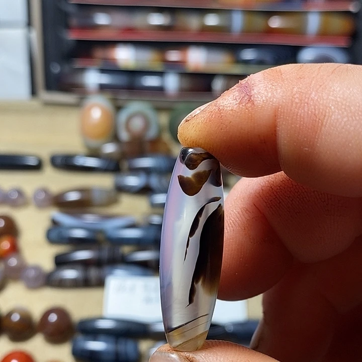 玛瑙/玉髓合金颈饰