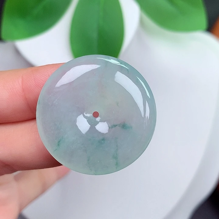 颈饰未镶嵌翡翠平安扣29.1x5.7mm