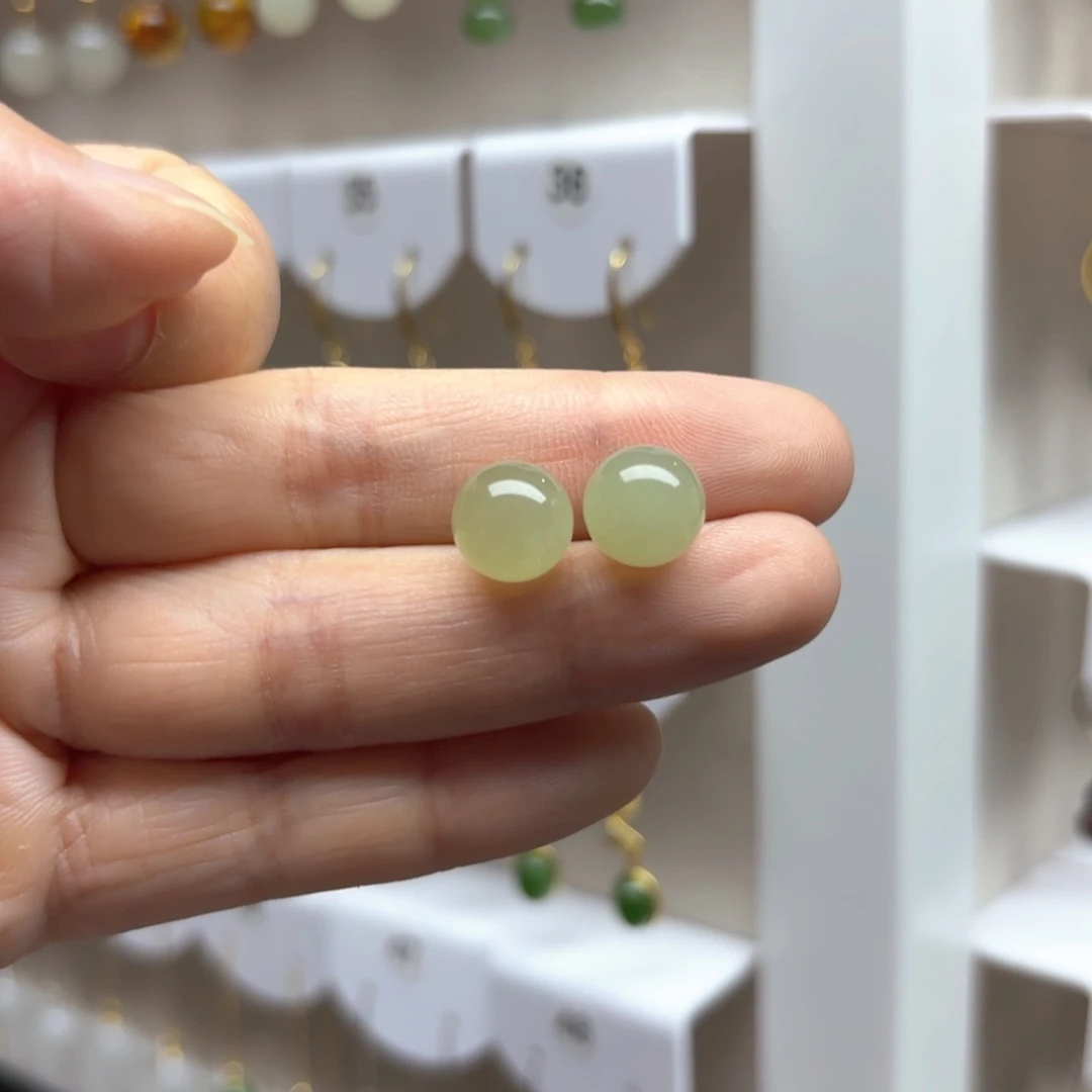 和田玉银S925镶嵌耳饰10m m