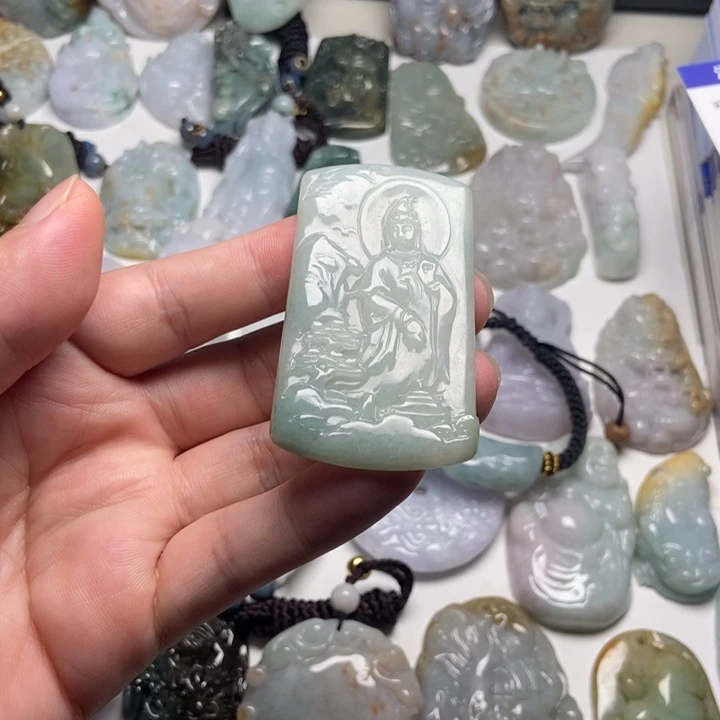 颈饰未镶嵌翡翠观音87