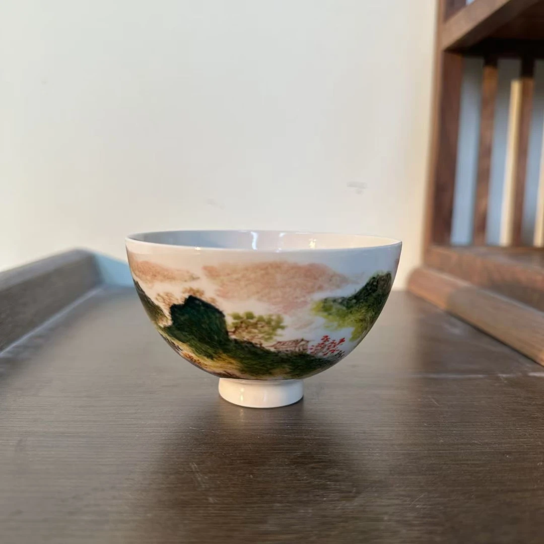 景德镇山水鸡心杯
