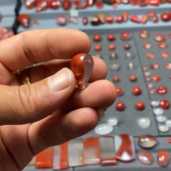 M***u南红玛瑙三通未镶嵌