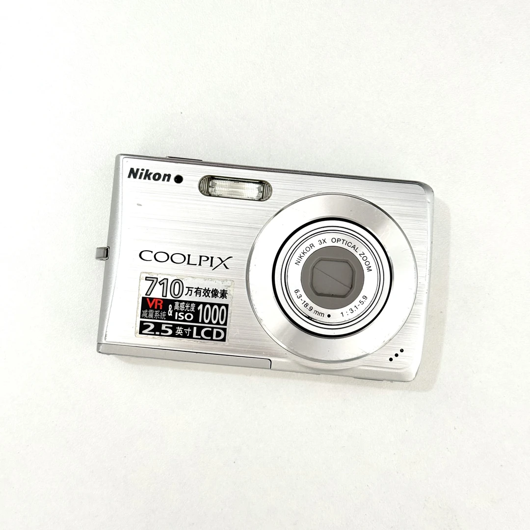 9新 Nikon/尼康 S200银色 710万像素 冷白奶油肌 不支持试用