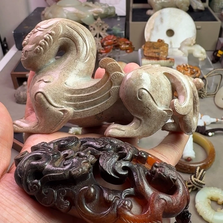 S***硕和田玉（糖玉）未镶嵌颈饰