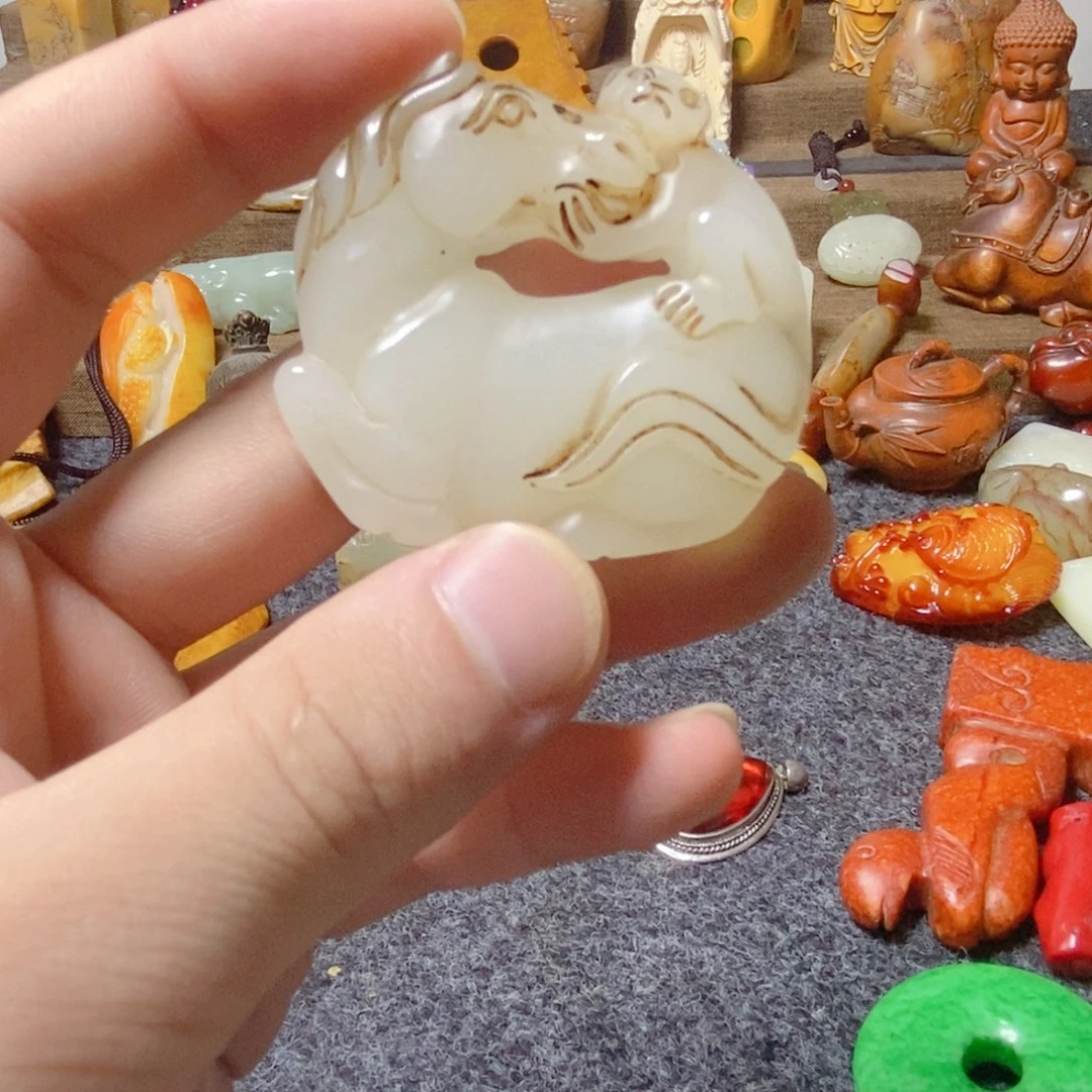 白玉菩提吊坠收藏