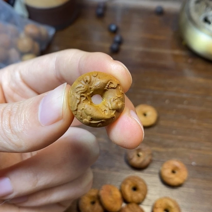 檀香木手串/手链年年有余平安扣