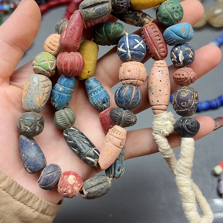 琉璃颈饰陶泥111111