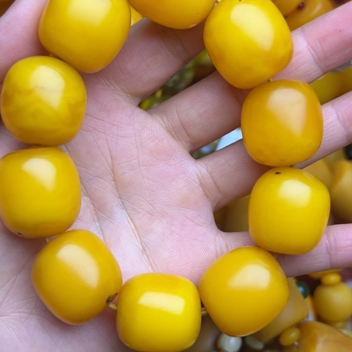 琥珀未镶嵌手链蜜蜡
