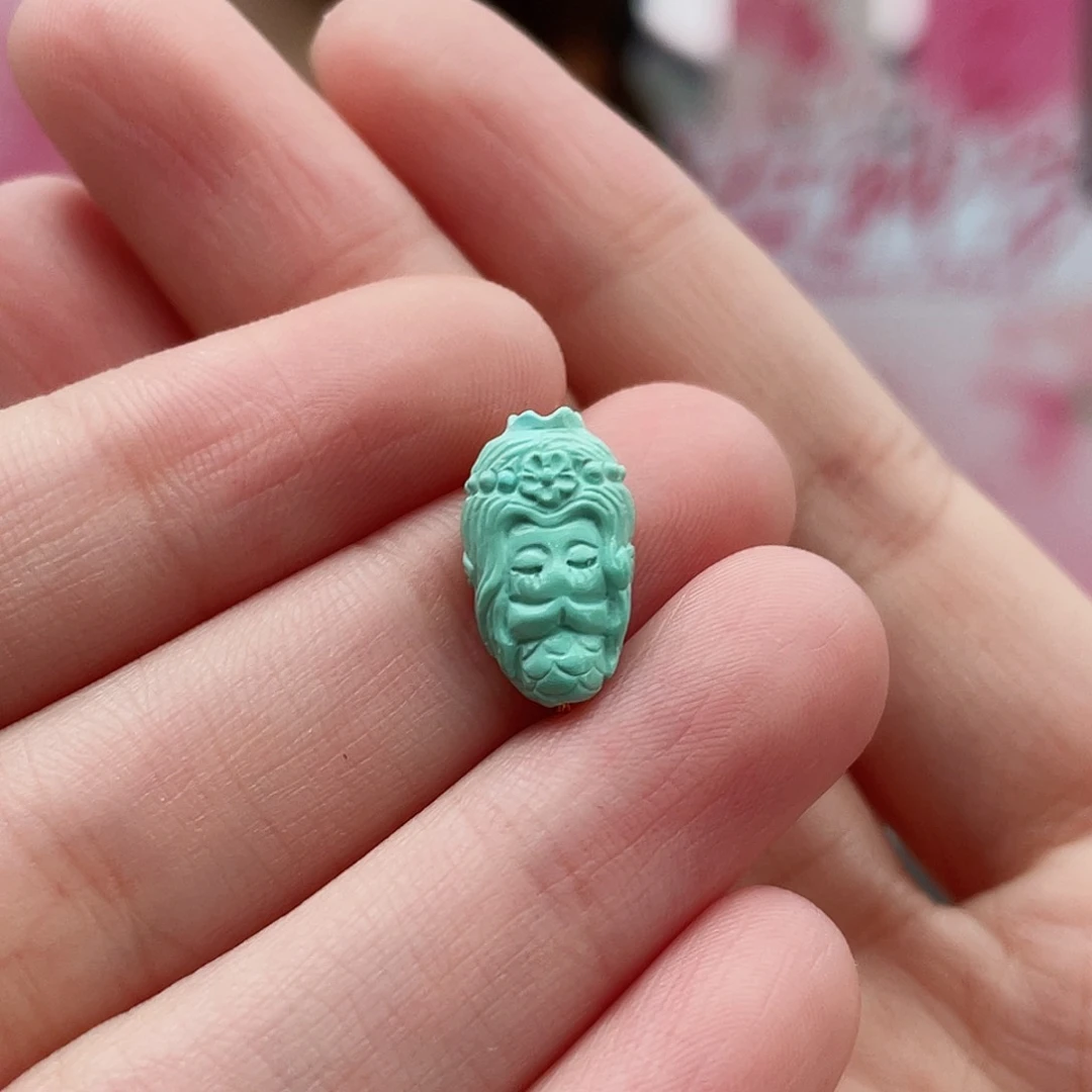 绿松石颈饰未镶嵌