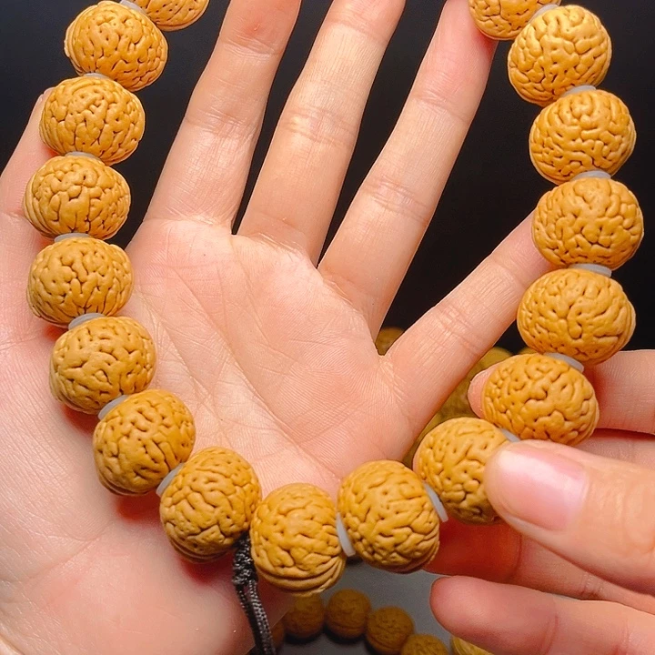 海***青吊坠桃核金鱼肚手串