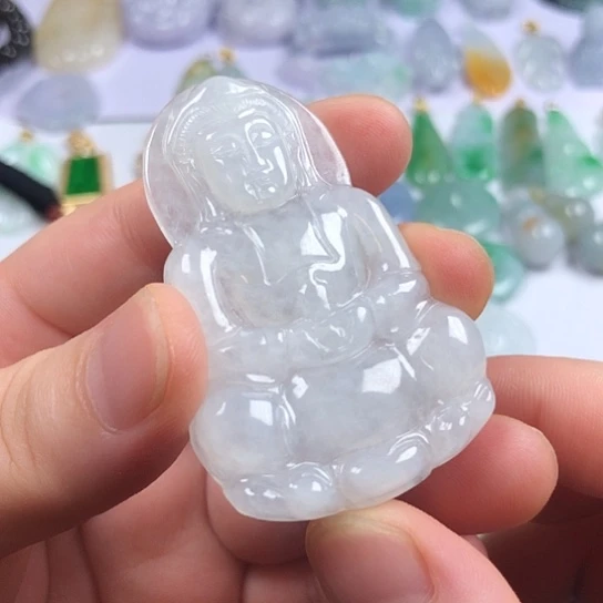 颈饰未镶嵌翡翠观音