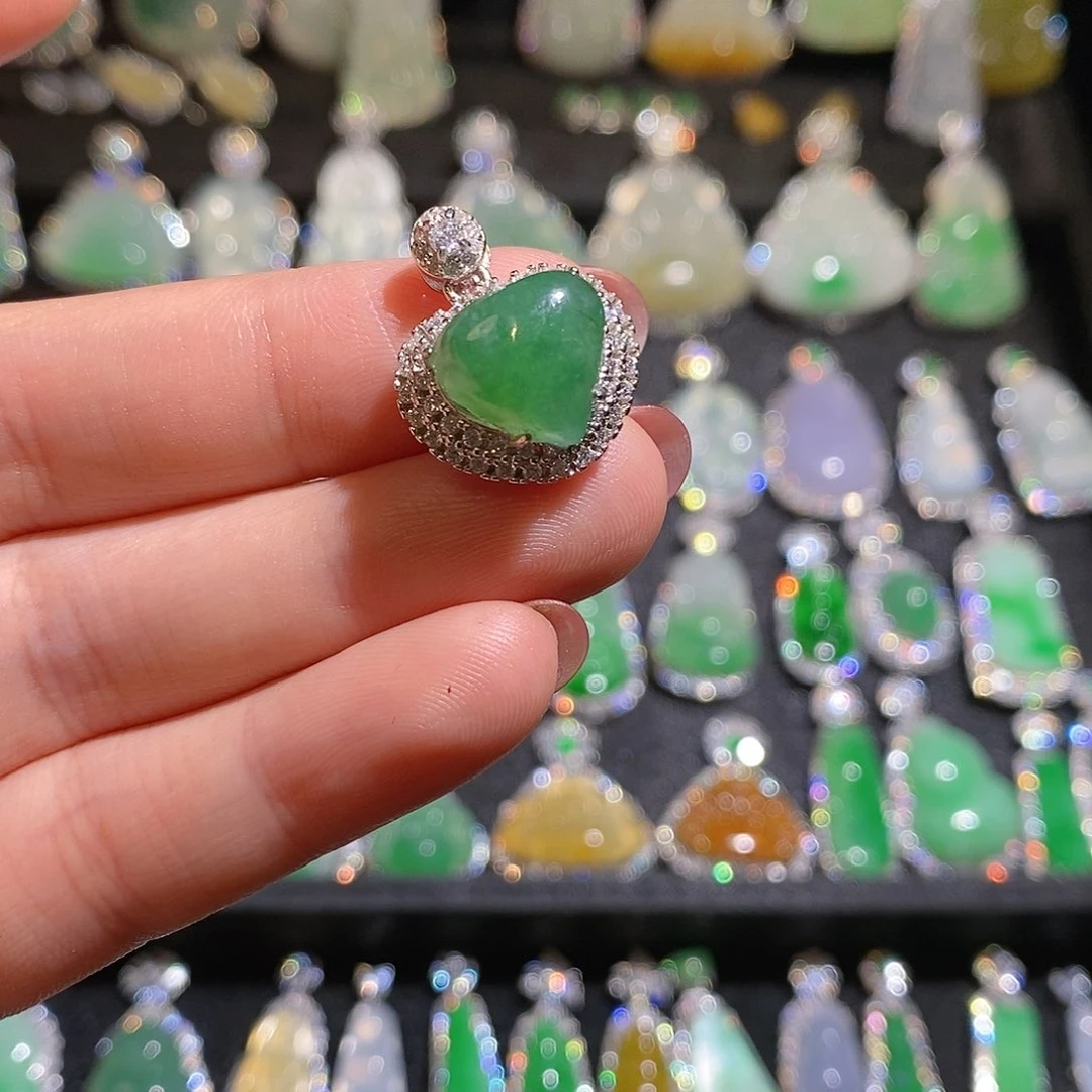 颈饰银S925镶嵌翡翠天然翡翠