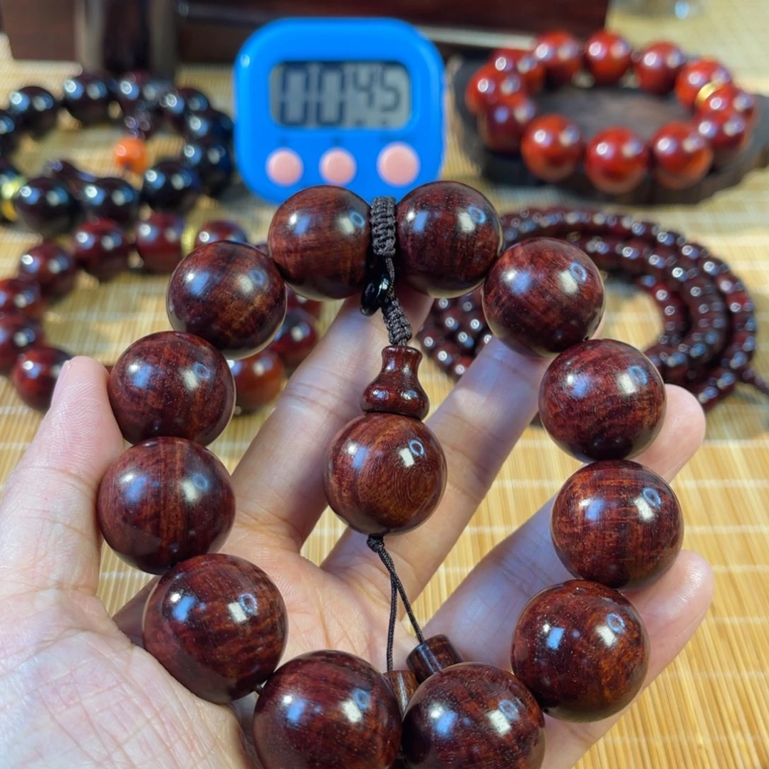 用***4木小叶紫檀手工艺