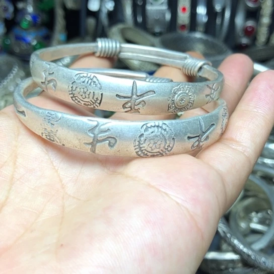 宇****手工艺品制作工艺品