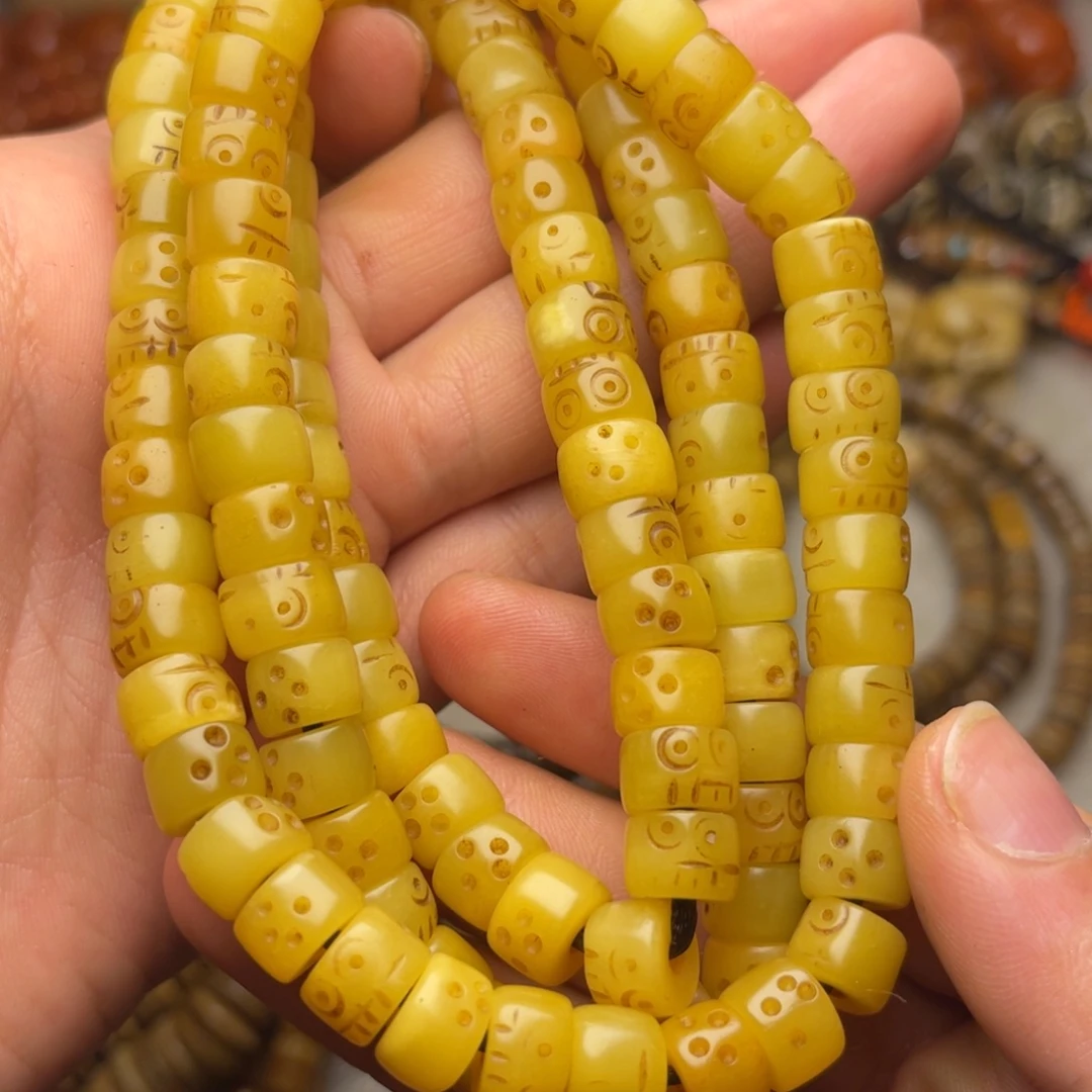 大叶紫檀(黑酸枝木类)