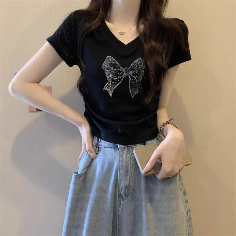 不规则褶皱V领短袖t恤女夏季设计感修身短款小个子正肩体恤上衣