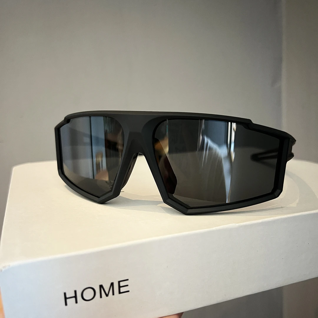 儿童偏光骑行眼镜男女青少年户外变色太阳镜运动护目防紫外线墨镜